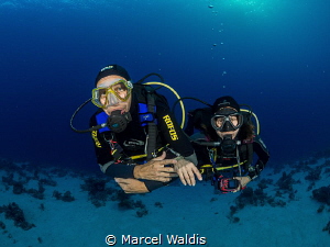 I Always meet good Dive Buddys when i travel on my own....;) by Marcel Waldis 